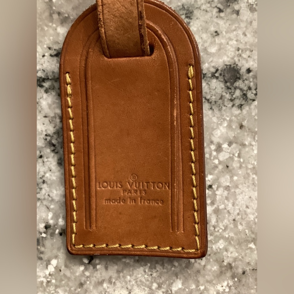 ❤️ Authentic Vintage LOUIS VUITTON small luggage tag